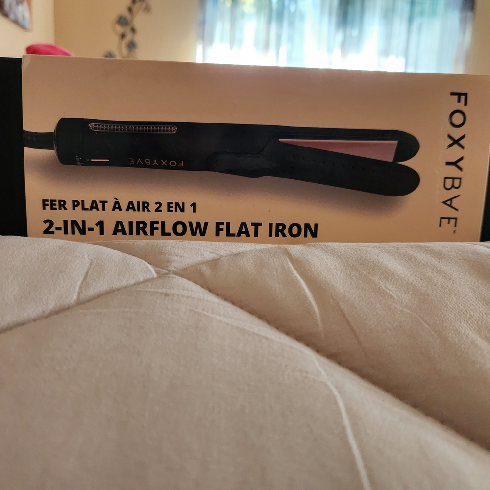 FoxyBae Black 2-in-1 Airflow Flat Iron